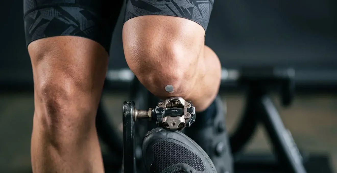 Technique du fil à plomb pour ajuster le recul de selle et prévenir les douleurs au genou